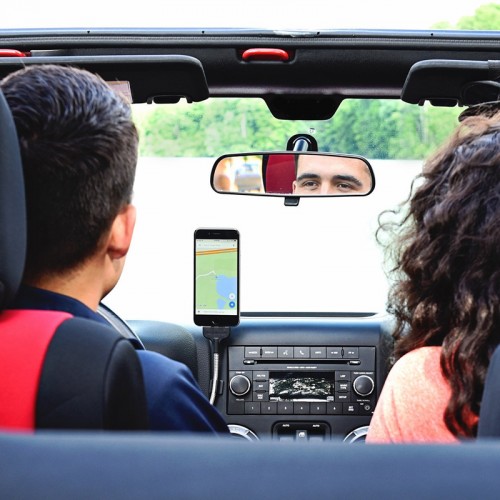 Flexible iPhone Lightning Car Dock 