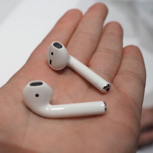 Apple Airpods 2 Bluetooth Headset for iPhones