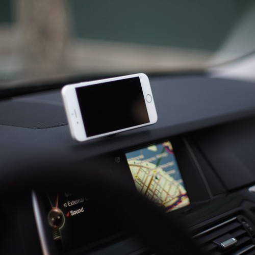 iRing Grip Kickstand with Multi Purpose Docking System - Gold/White