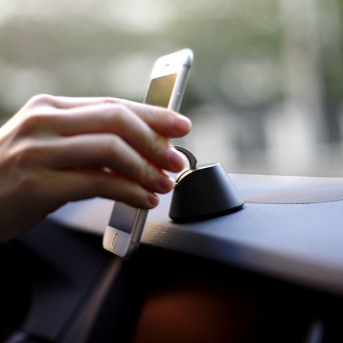iRing Grip Kickstand with Multi Purpose Docking System - Gold/White