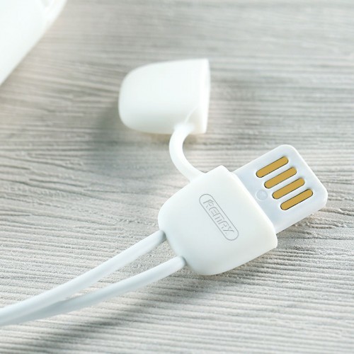 Remax RC-A6 Silicon Protective Case For Apple Airpods with Charging Cable