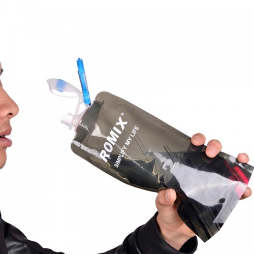 ROMIX 0.7Ltr Foldable Sports Water Bottle - Black ROMIX 0.7Ltr Foldable Sports Water Bottle - Black